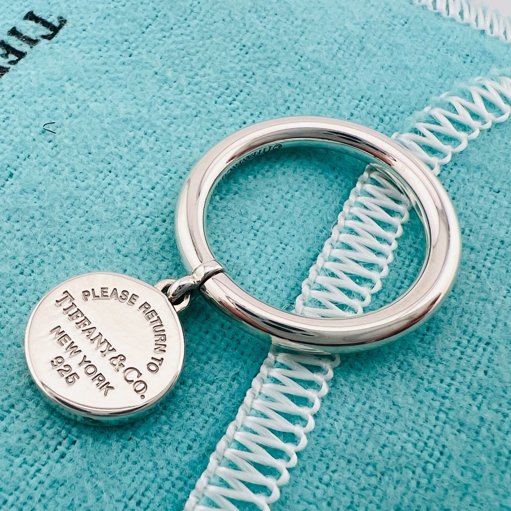 Return To Tiffany Round Tag Dangle Ring